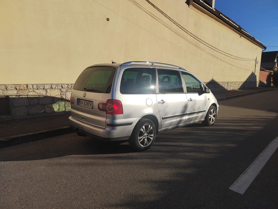 VW SHARAN  2.0 diesel 140Cp 7 locuri
