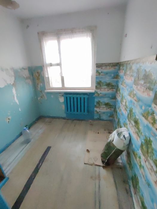 Продается 2-комн (6-50, 5 эт)