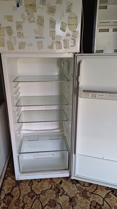 Продам холодильник