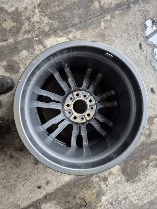 janta R19. BMW  F30 F31 F35 F36