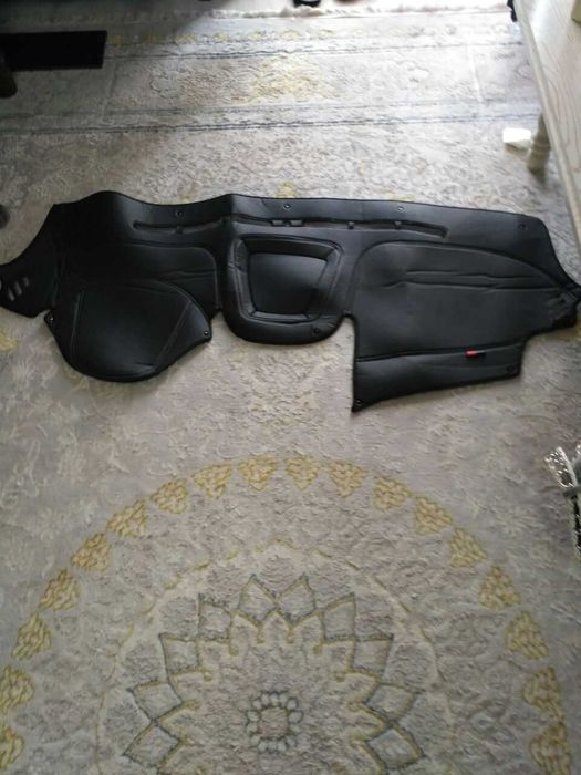 Защитный коврик для передней панели (торпедо) автомашины Cobalt