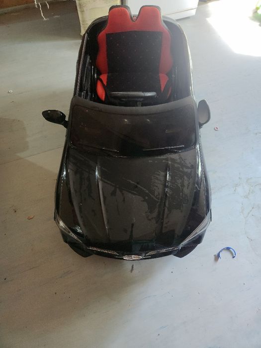 Детская машинка  на пульте