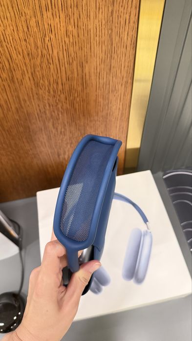 Apple airpods max gen 1