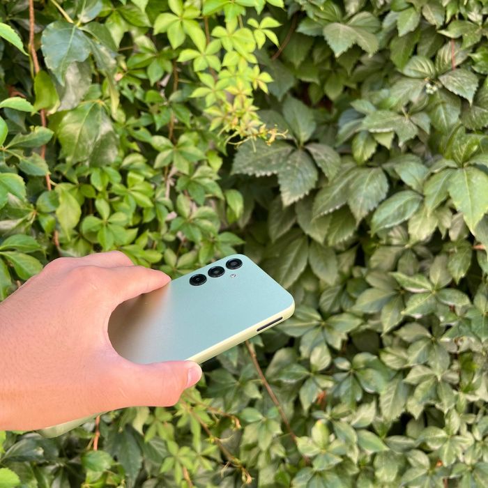 Samsung galaxy A14 srochni sotiladi