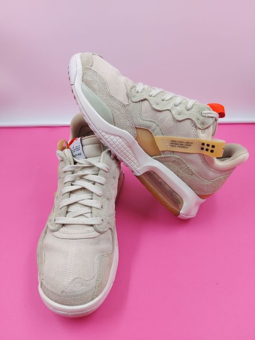 Jordan Ma2 Cv8122 300 номер 43 Оригинални мъжки сникърси