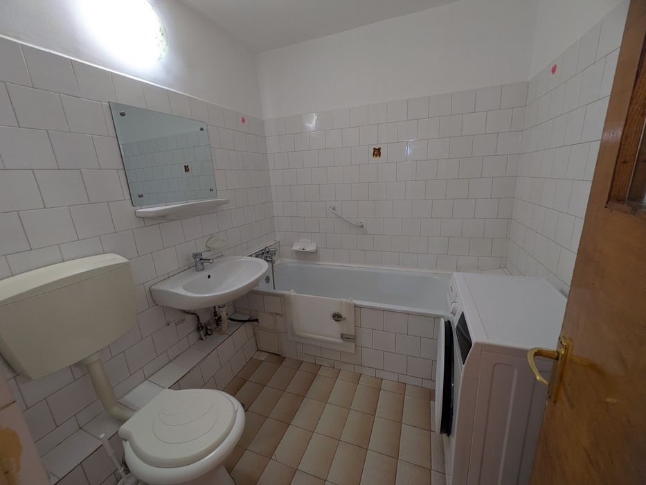 Apartament 3 camere calea Vitan