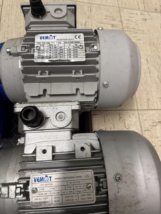 Motoare noi cu reductoare