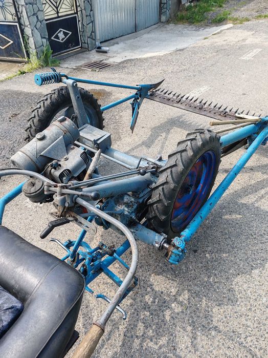 Cositoare marca BCS cu motor Lombardini