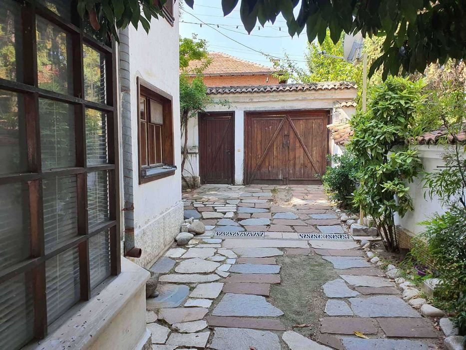 Продава се Къща в Пловдив, Мараша - 200 кв.м за 1300 €/кв.м - Снимка #4