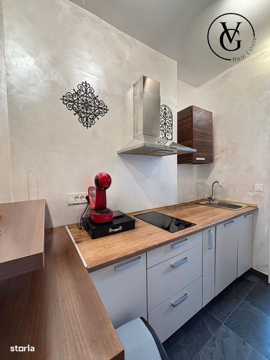 Apartament 4 camere - Zona Universitate - Ideal Investitie