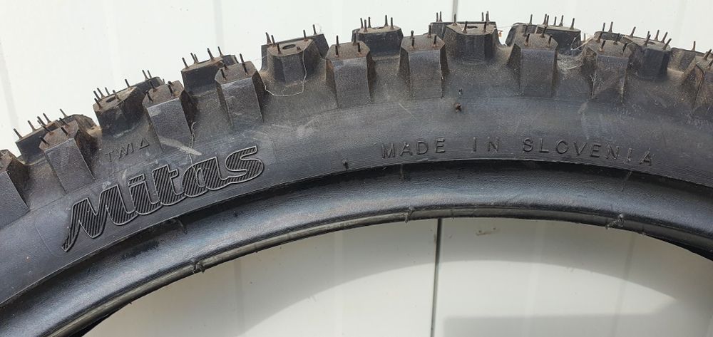 Нова мото гума Mitas MC23 Rockrider 80/90 R21