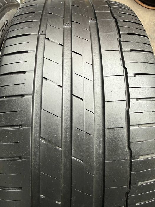 2x Anvelope Vara 255/50 R19 - Hankook Ventus S1 Evo 3 Suv