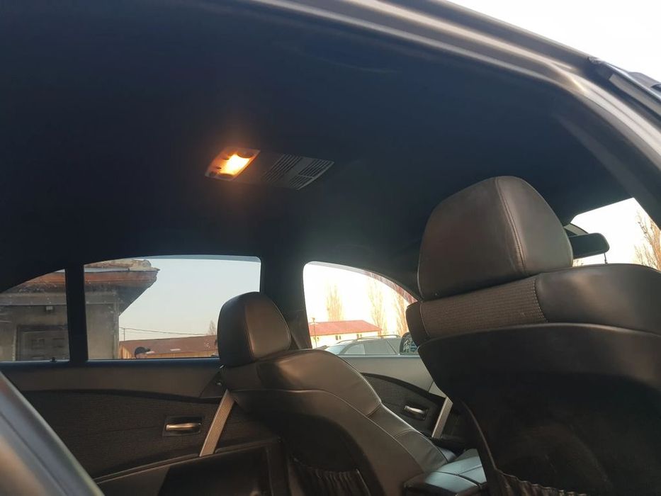 Dezmembram BMW E60 520 D 163CP usa fata dreapta/usa spate dreapta/capota