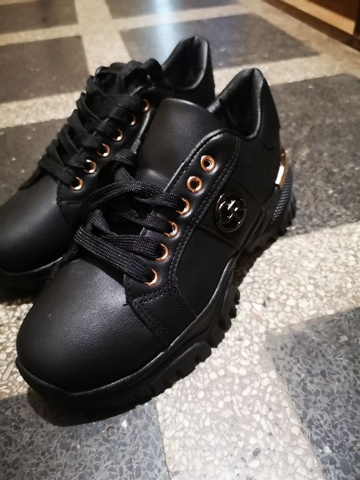 Дамски маратонки