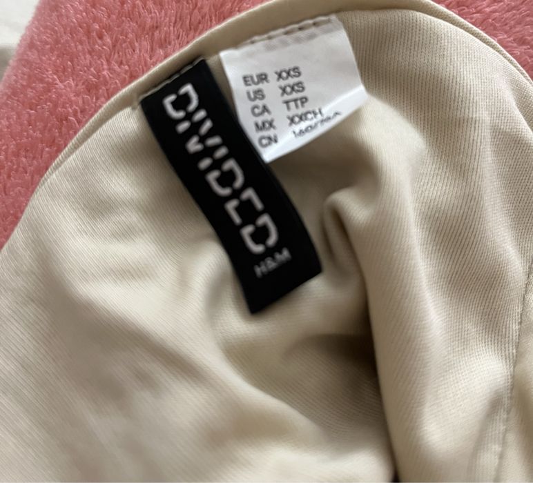 Блестящее нарядное мини платье из H&M