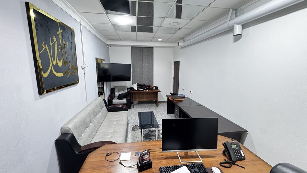 Меблированный ЕвроОфис  на Дружбе народов ( подвальное)