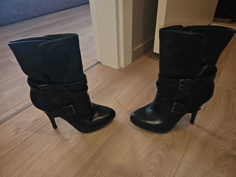 Guess боти оригинални