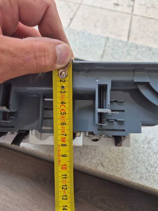 Комплект 8 бл. подова оборудвана електро кутия Легранд с капак Legrand