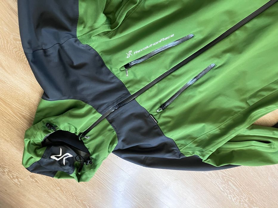 Revolution race XL