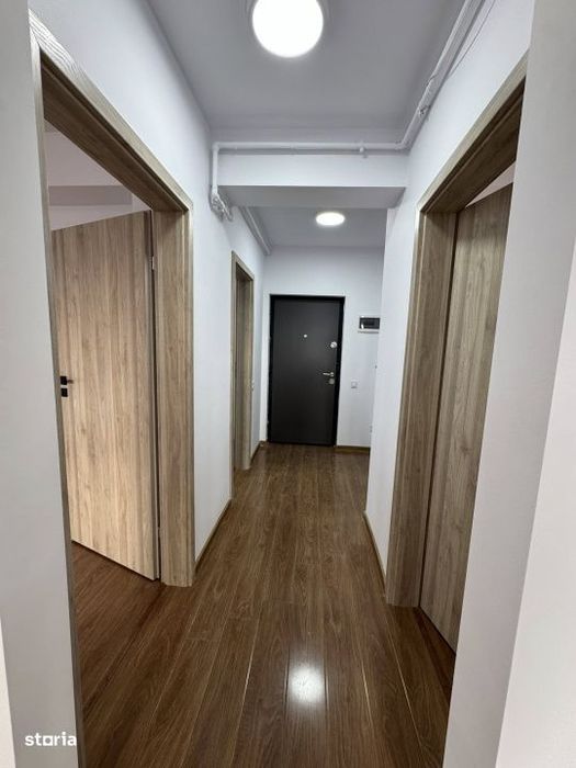 Apartament de Vanzare I SU 55mp I Balcon I Garaj - Terra