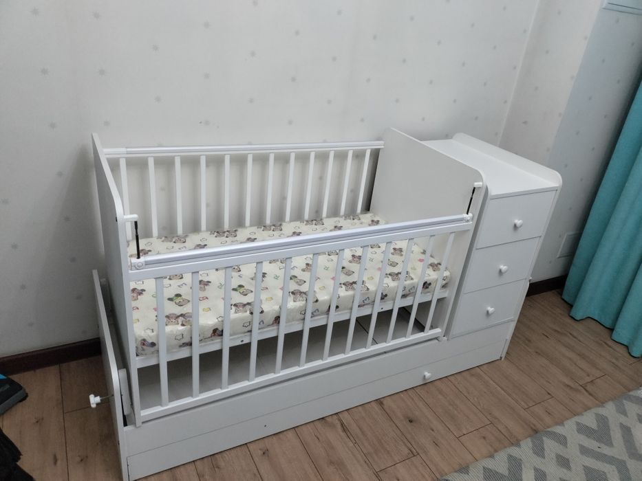 Детские кровати и колыбели