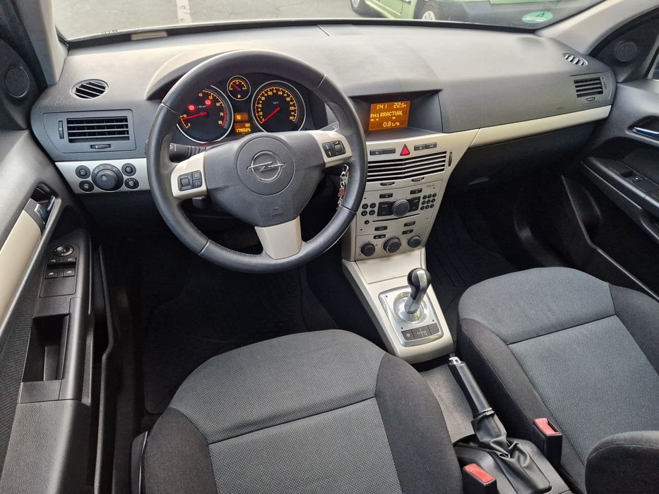 Opel Astra 1,6 automat Easytronic
