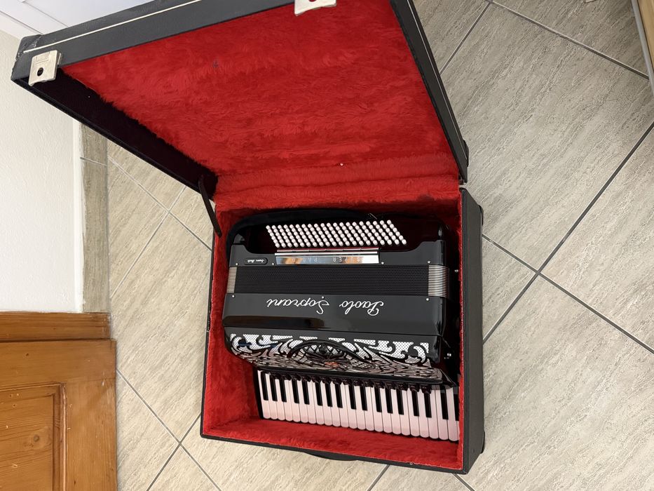 Paolo Soprani Super Paolo III 3+2 – 120 bași – 5 voci – Made in Italy – stare excepțională