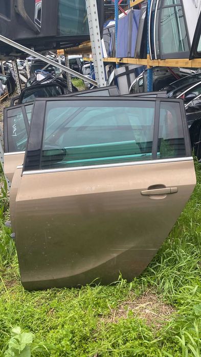 Usa stanga-dreapta fata, stanga-dreapta spate, Opel Zafira C, an 2014