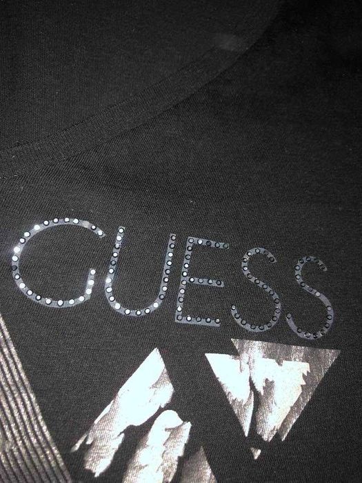 разпродажба на тениски Guess и Gaudi
