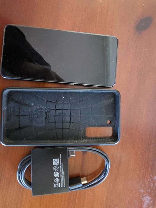 Продавам смартфон SAMSUNG- Galaxy S21 5G,