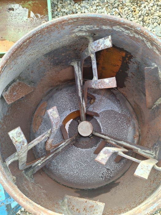 Betoniera tractor pe cardan purtata