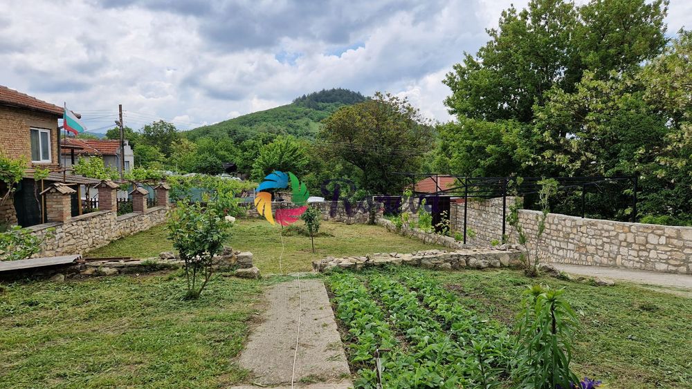 Продава се Къща в с. Чернево, Област Варна - 282 кв.м за 816 €/кв.м - Снимка #5