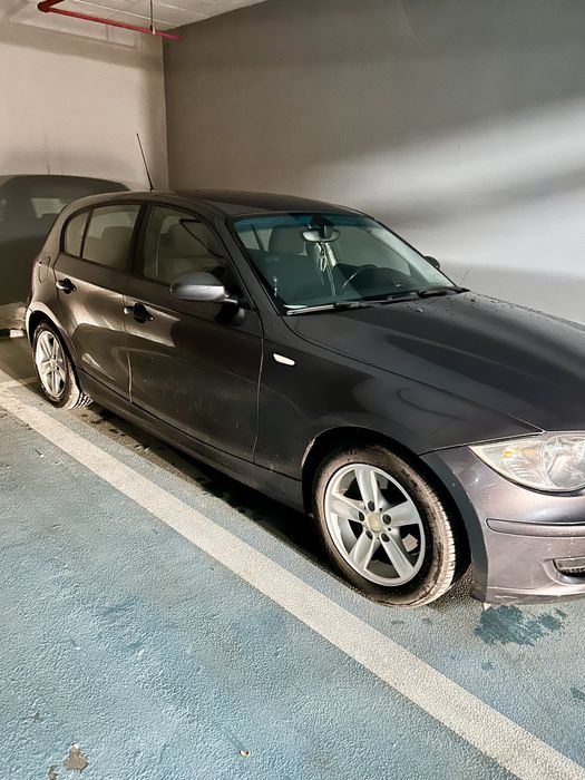 BMW seria 1, 118i, benzina, stare foarte buna
