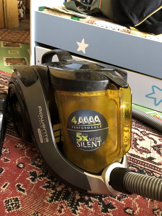 Прахосмукачка Rowenta RO6984EA