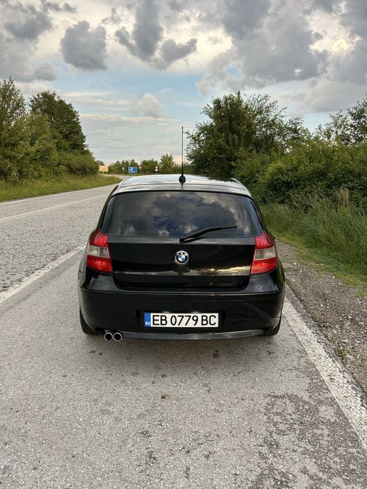 Продавам BMW 118D