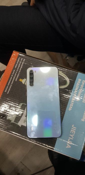 Srochno.  Redmi note 8.  32 GB