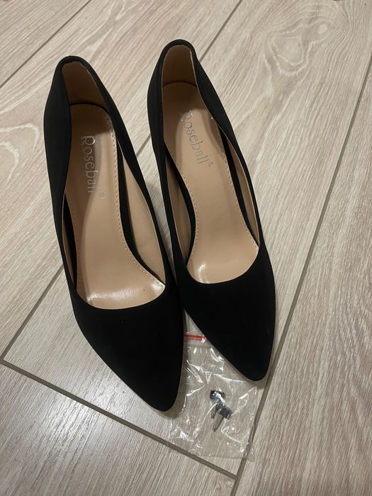 Продам туфли женские