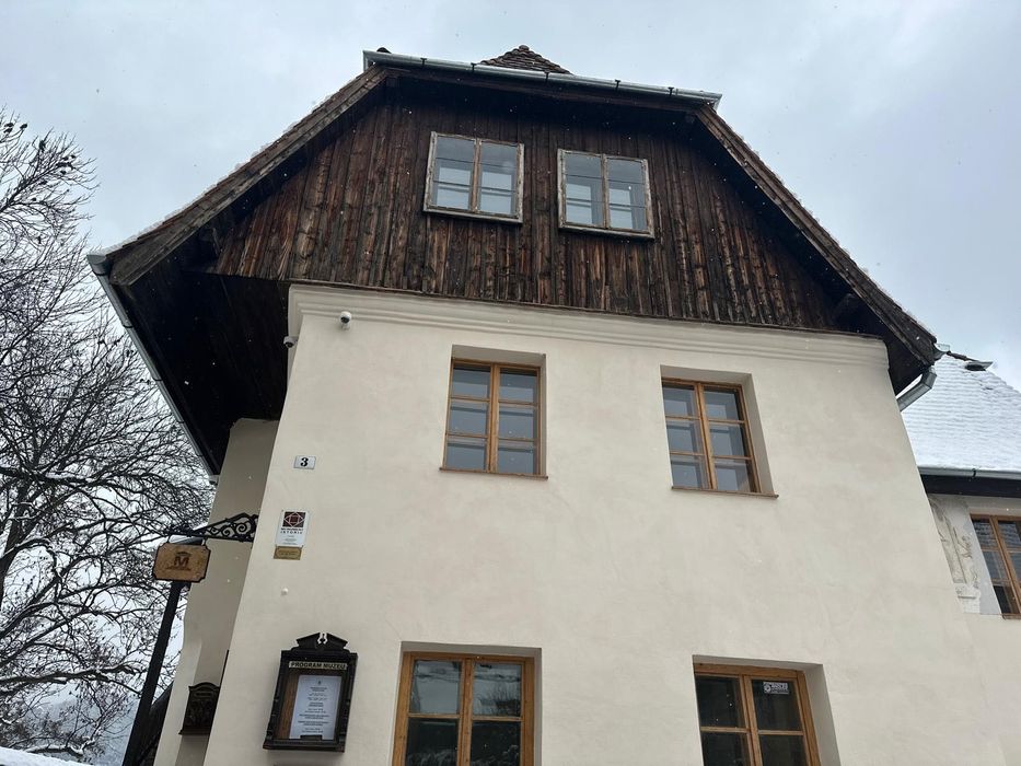 Reparații acoperiș și acoperișuri noi –Sighisoara și împrejurimi