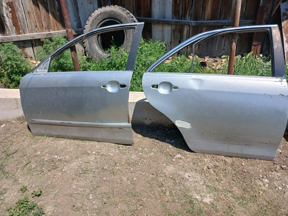 Двери тойота камри 40