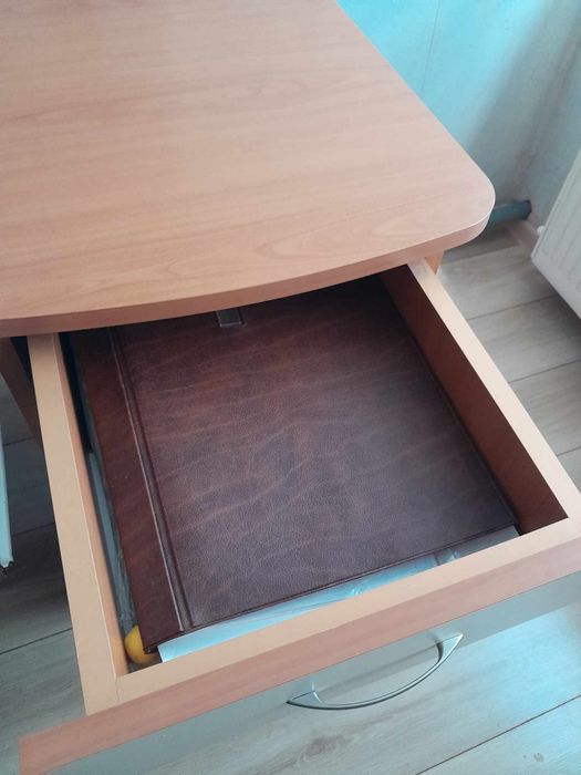 Ученическо запазено бюро