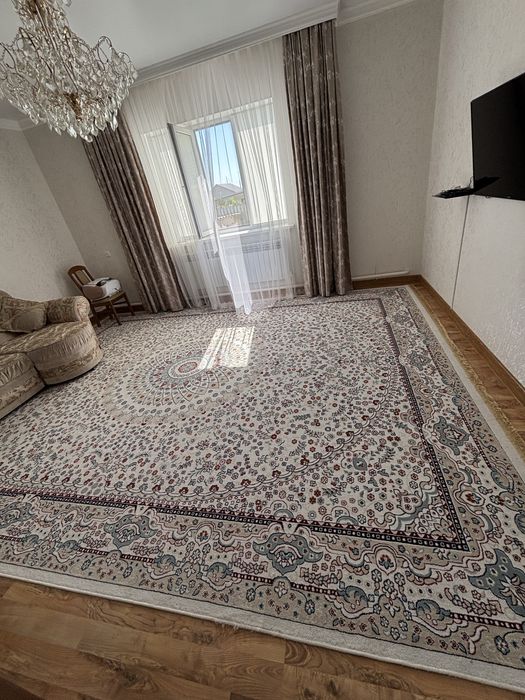 Диван, Кілемдер, Гарнитура гостинная