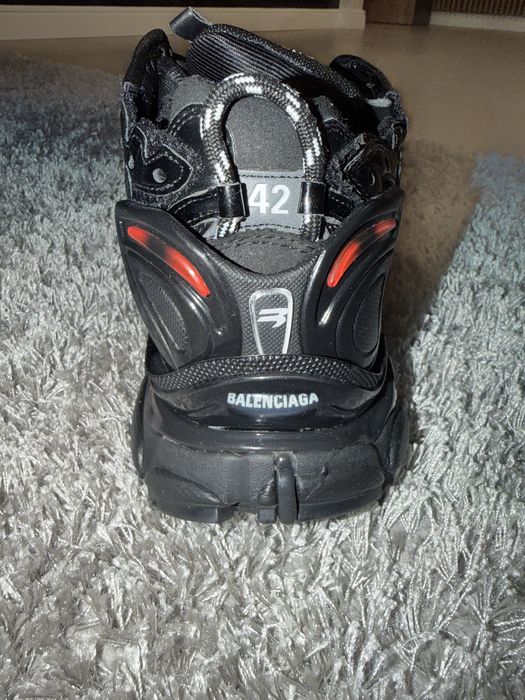 Balenciaga Runners graffiti black
