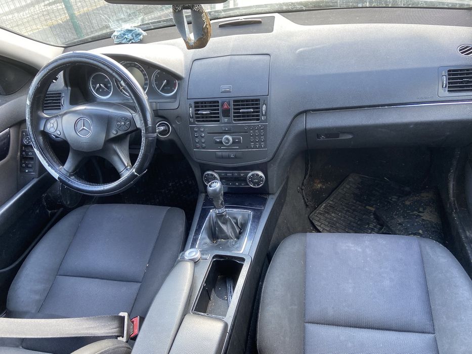 Piese Mercedes C Class 200 cdi w204 an 2008 motor 2.2 diesel.injector