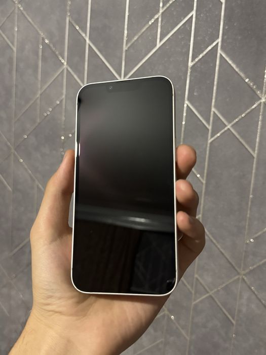 iPhone 13 ( идеал)