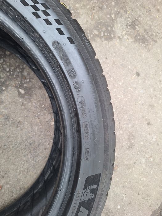 КАТО НОВИ! 2 бр 235 45 19 Michelin pilot sport 5