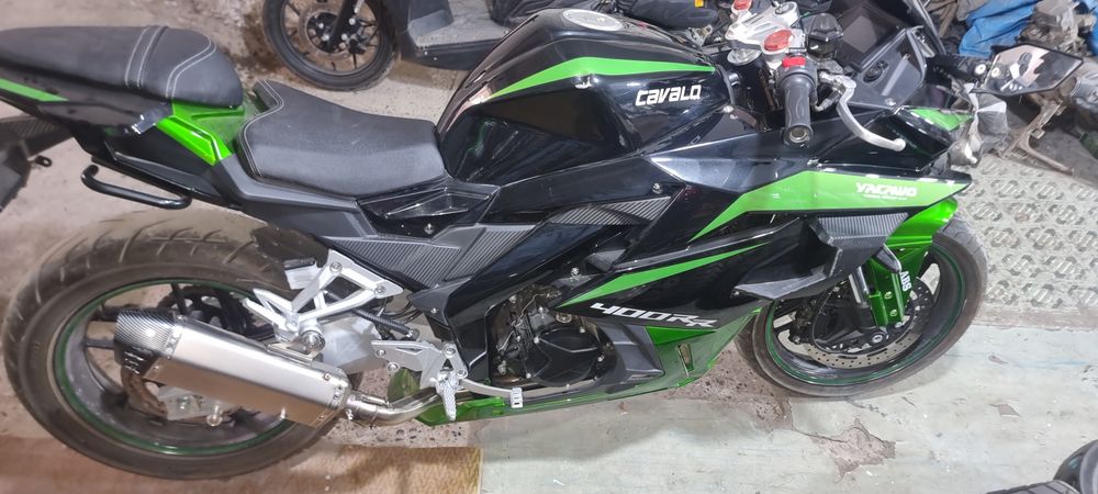 Продаётся спорт байк 400сс с