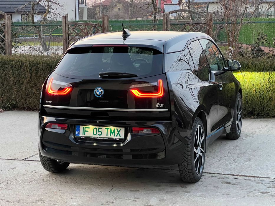BMW i3 94 Ah Facelift, LED, trapa, piele, premium Suite, configuratie rara
