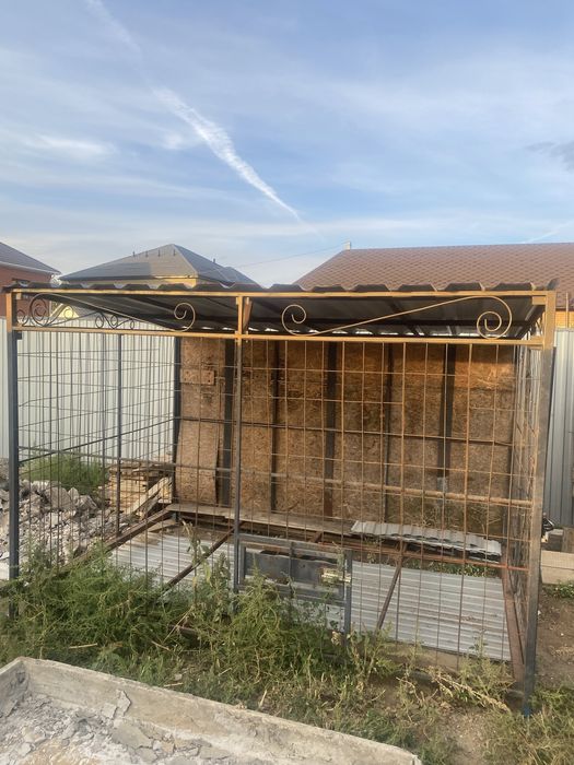 Продам вольер , в хорошем состоянии