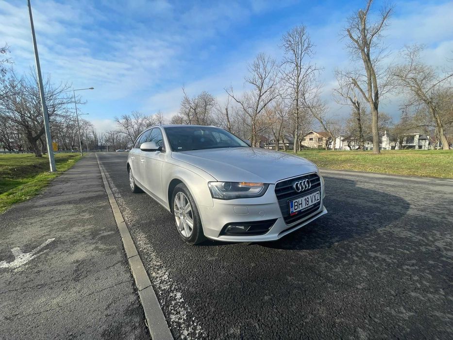 Audi A4 B8 Avant, Facelift, An 2012, cutie automata, 177 cai,253523 km