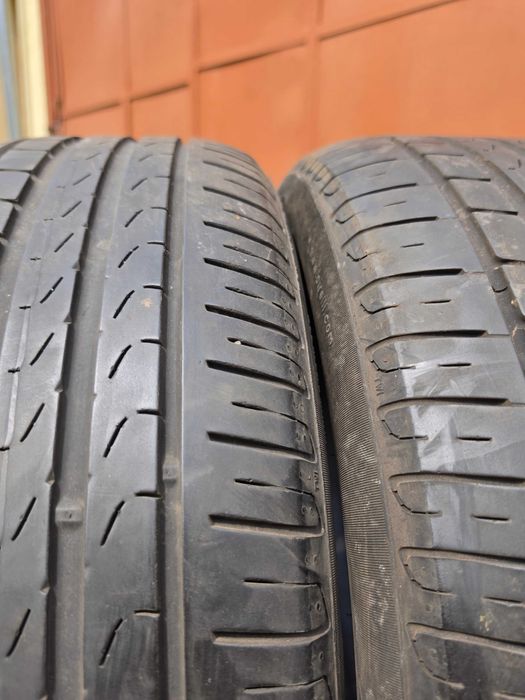 4 бе. летни гуми 215/55/17 Pirelli DOT 4719 4,5-5